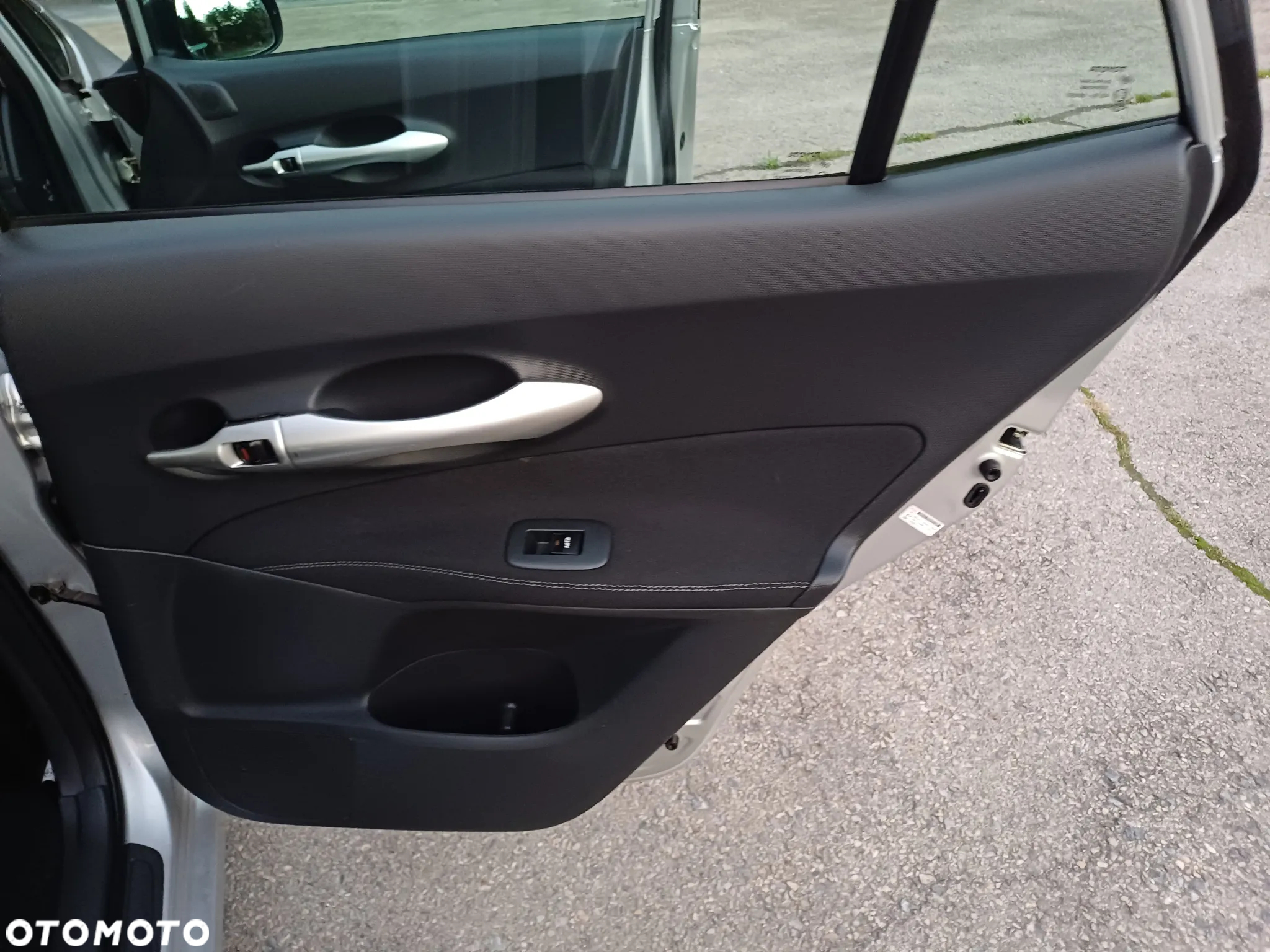 Toyota Auris 1.33 VVT-i Luna - 17