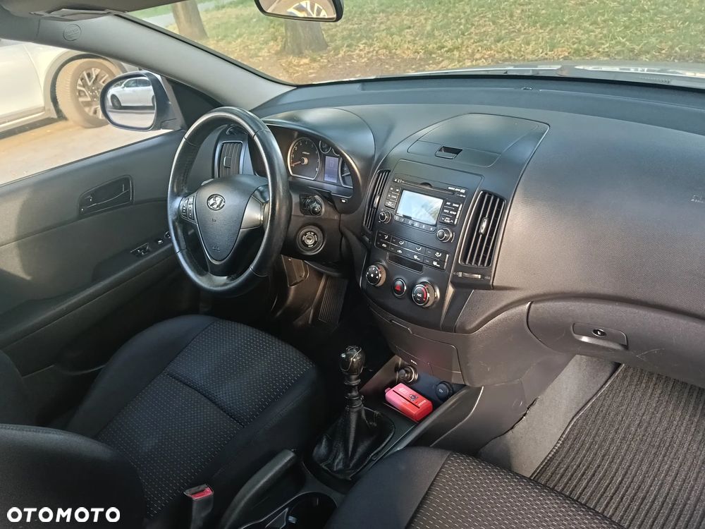 Hyundai i30 1.6 Classic - 29
