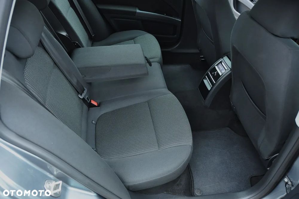 Skoda Superb 1.8 TSI FAMILY - 13