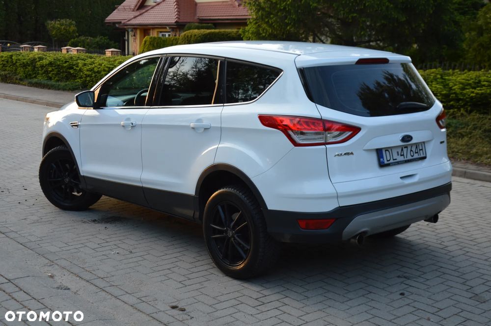 Ford Kuga 1.5 EcoBoost 2x4 SYNC - 4