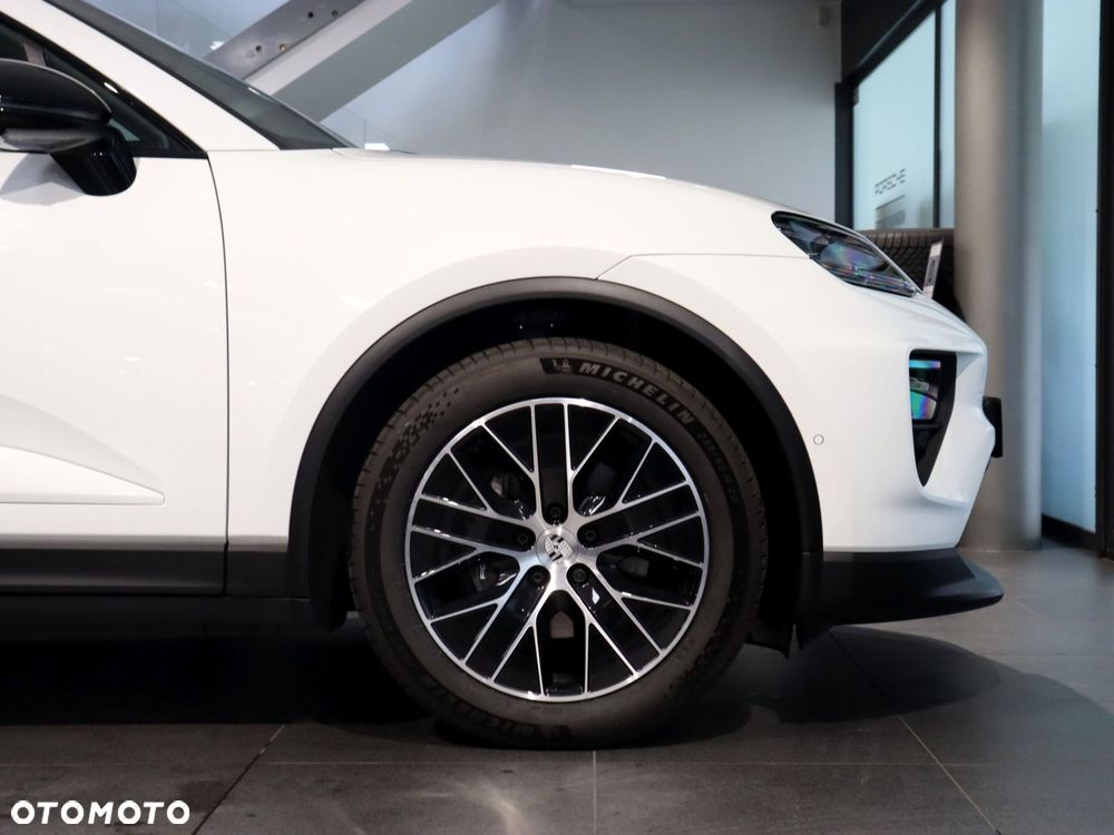 Porsche Macan 100kWh - 14