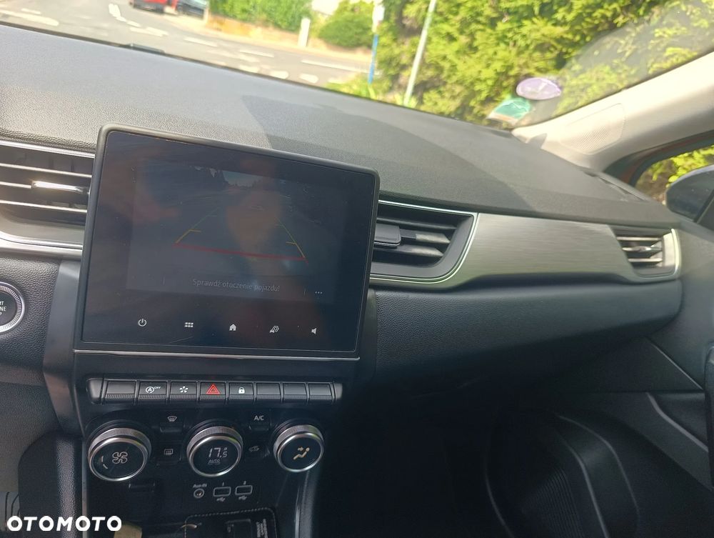 Renault Captur TCe Mild Hybrid 140 GPF TECHNO - 14