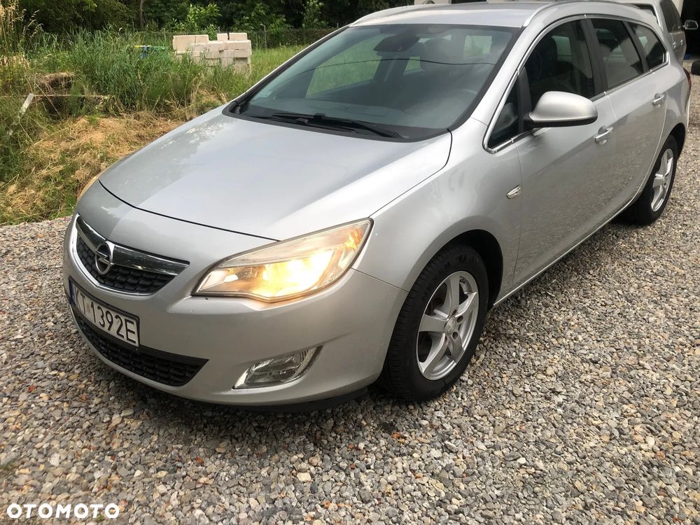 Opel Astra 1.7 CDTI DPF Cosmo - 1