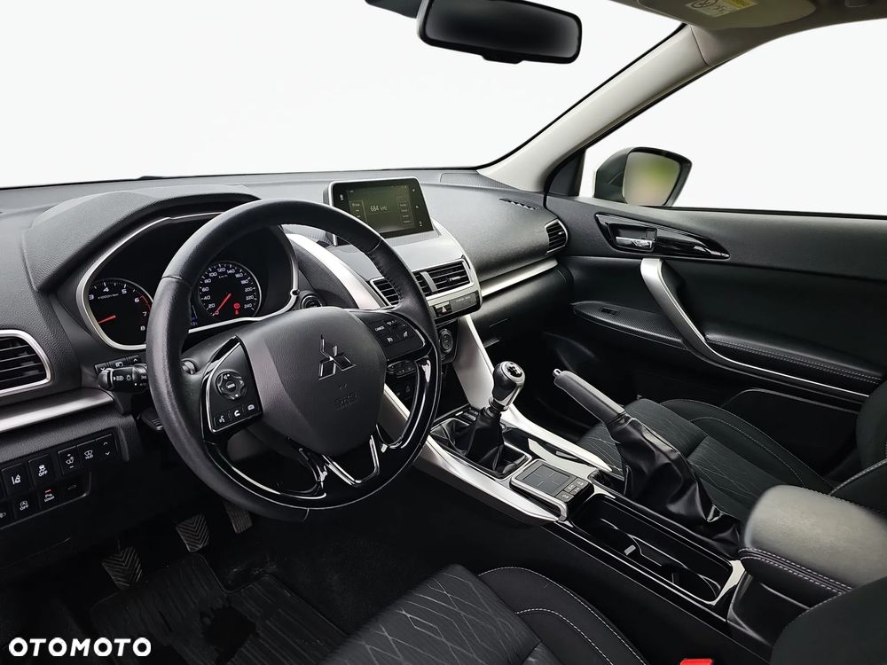 Mitsubishi Eclipse Cross 1.5 T Intense - 4