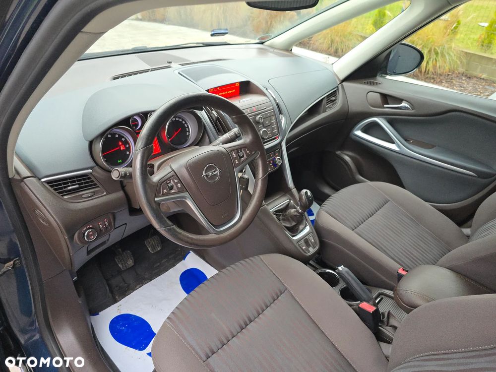 Opel Zafira 1.4 Turbo Edition - 9