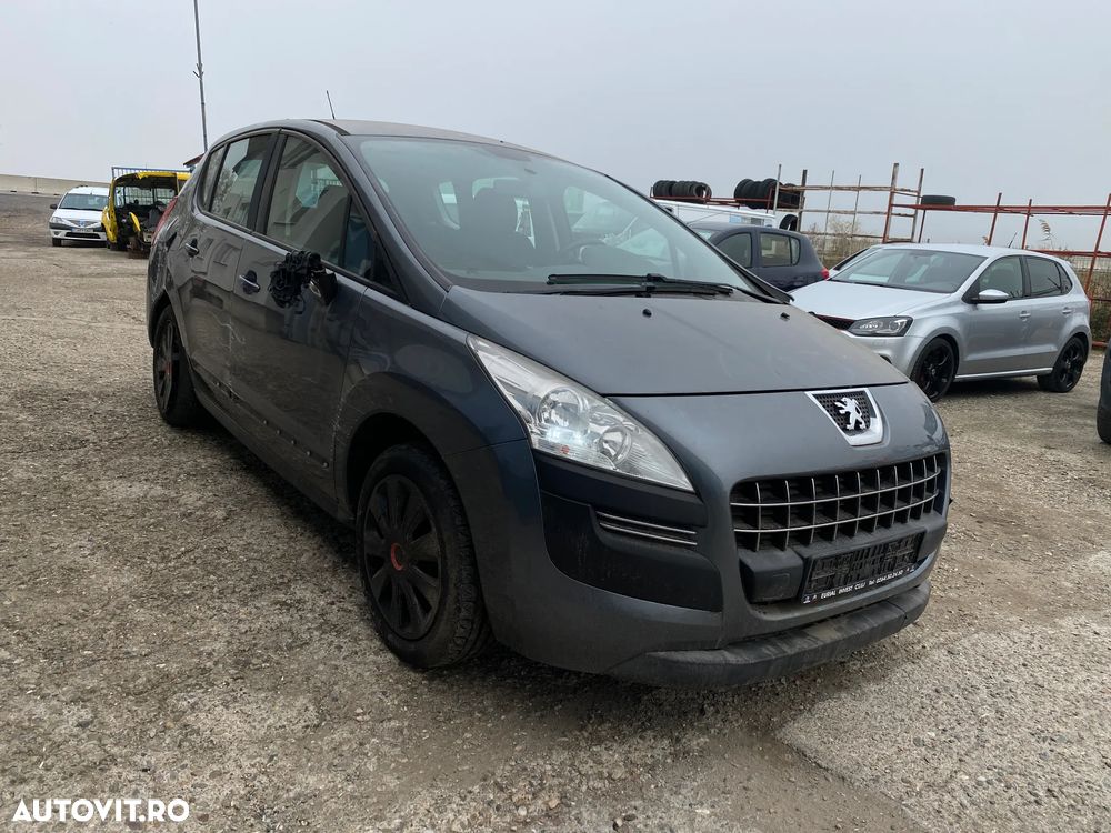 Dezmembrez piese Peugeot Pejo 3008