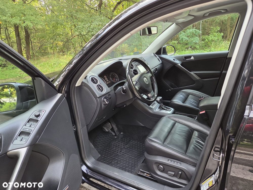 Volkswagen Tiguan - 8