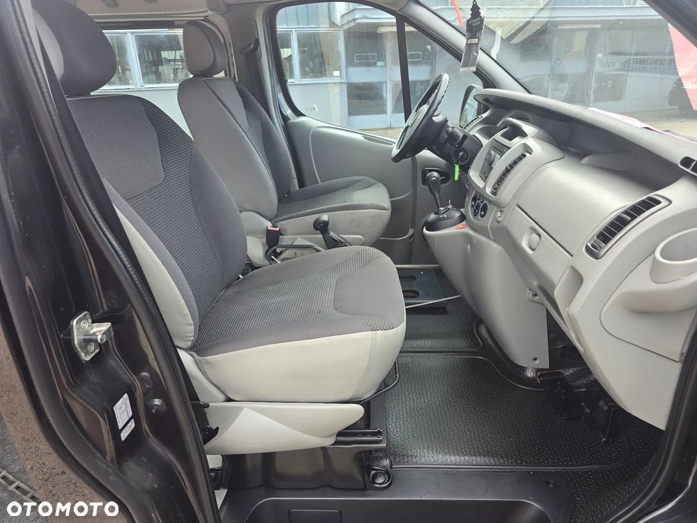 Opel Vivaro - 16