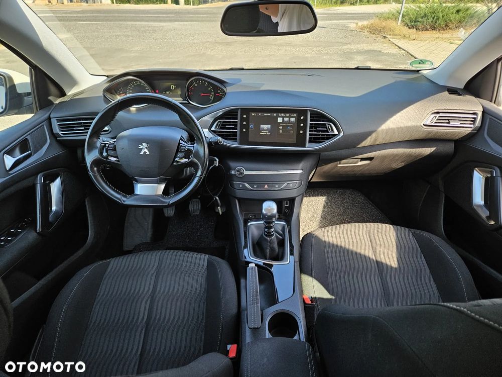 Peugeot 308 1.6 THP Active - 5