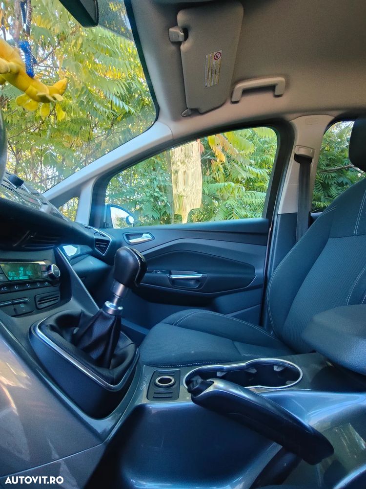 Ford C-Max - 22