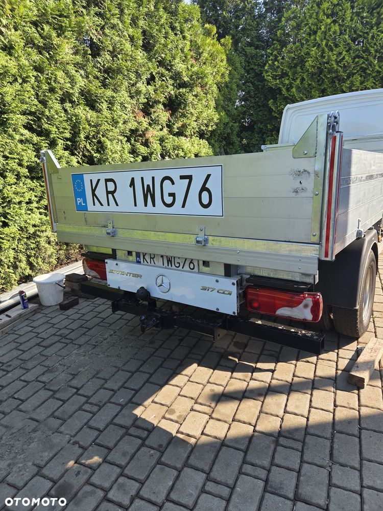 Mercedes-Benz Sprinter - 13