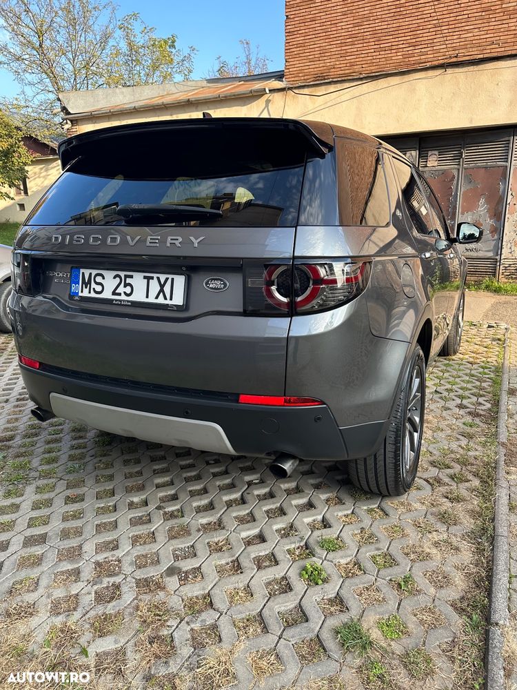 Land Rover Discovery Sport - 9
