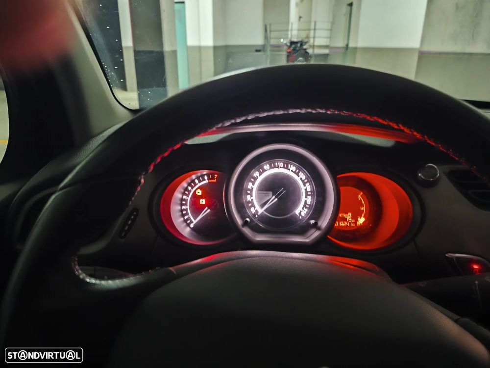 Citroën C3 1.2 PureTech Shine - 8