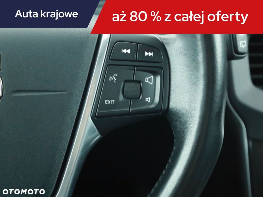 Volvo V40 - 18