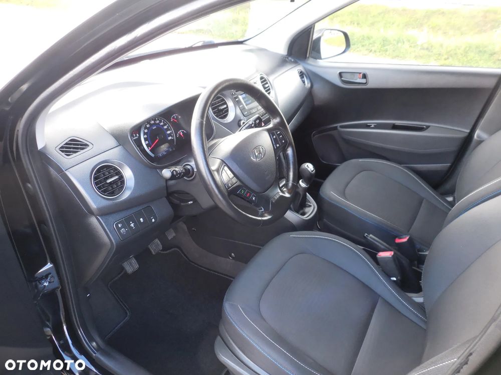 Hyundai i10 1.2 Premium - 17