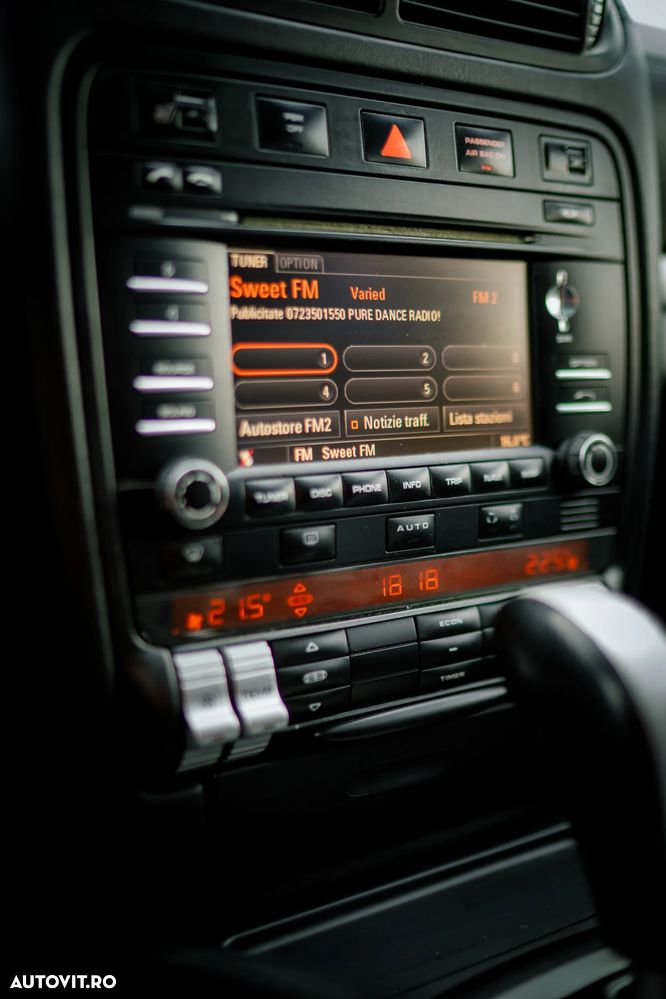 Porsche Cayenne - 10