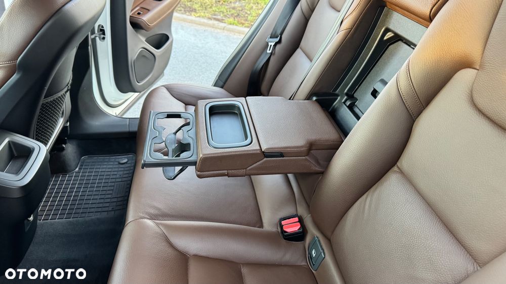 Volvo XC 60 D5 AWD Inscription - 29