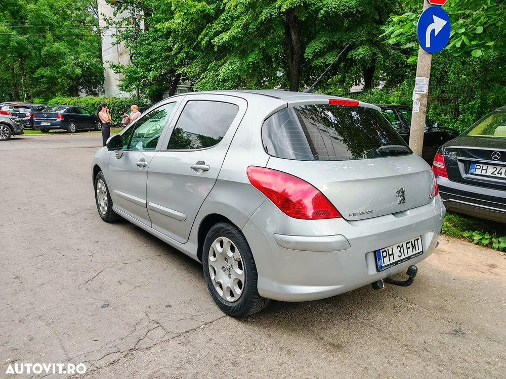 Peugeot 308 1.6HDi Premium - 2