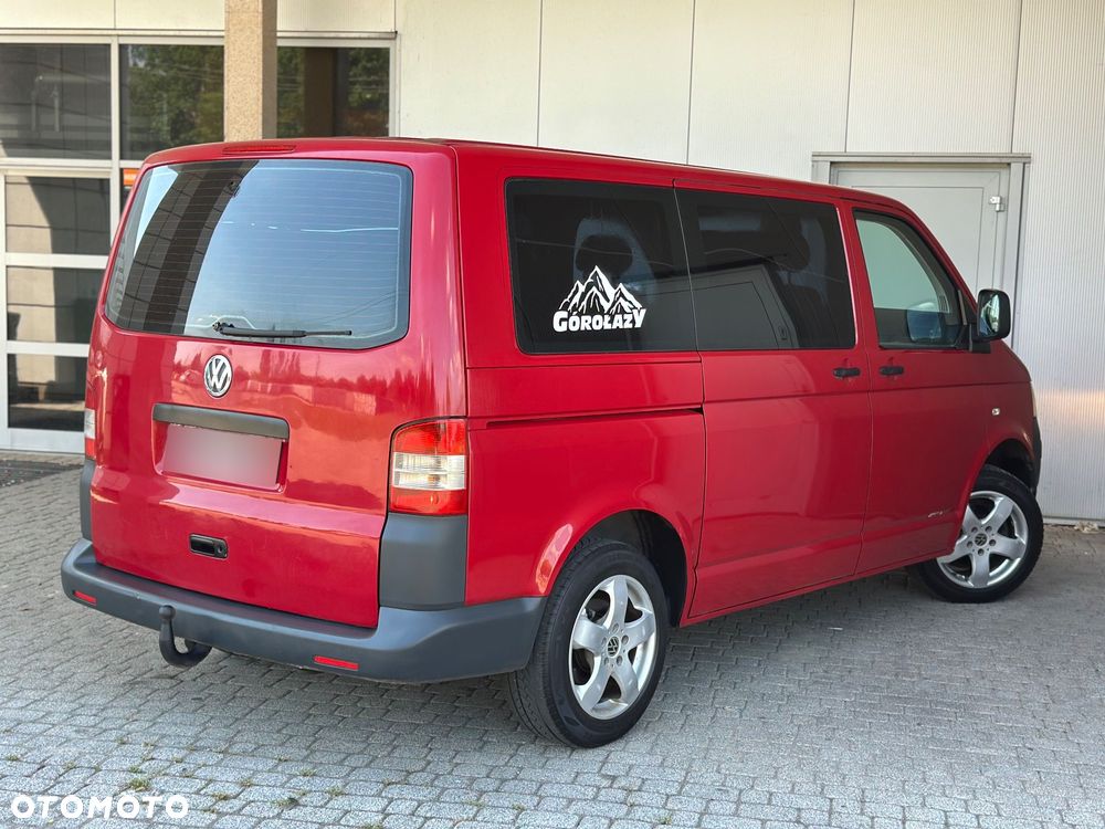 Volkswagen Caravelle - 3