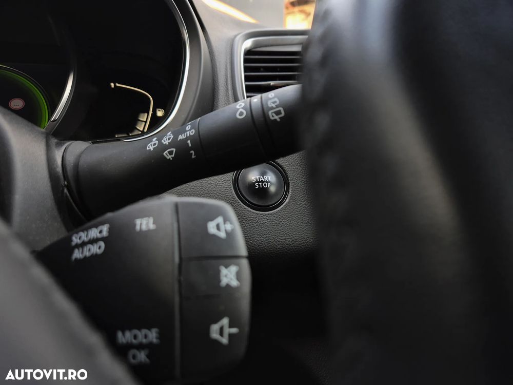 Renault Grand Scenic ENERGY TCe 140 LIMITED - 22