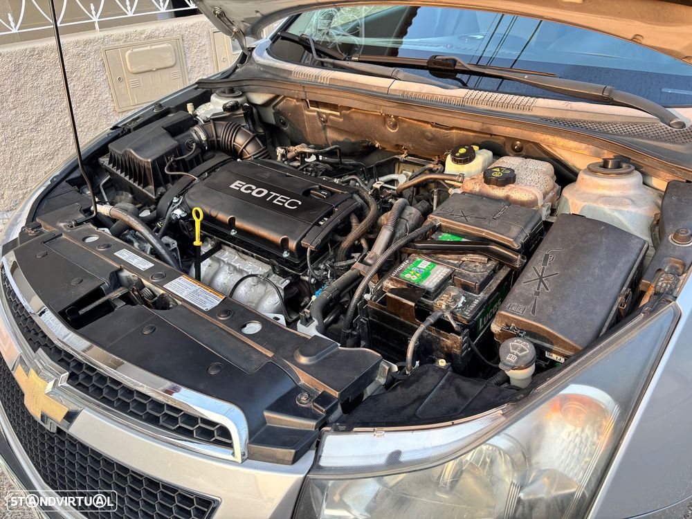 Chevrolet Cruze 1.6 LS - 14