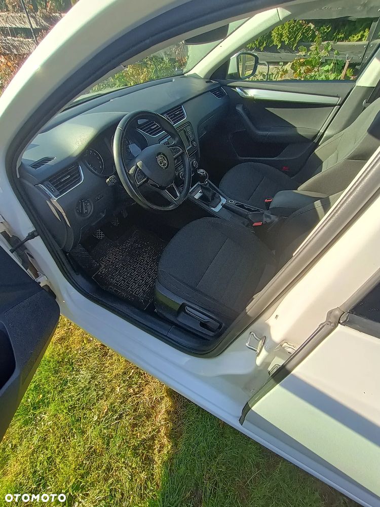 Skoda Octavia 1.6 TDI Style - 11