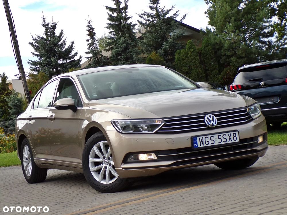 Volkswagen Passat 1.6 TDI (BlueMotion Technology) Comfortline - 1