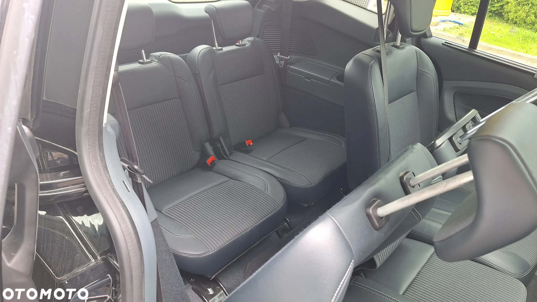 Ford Grand C-MAX 2.0 TDCi Titanium - 14