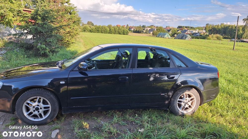 Audi A4 Limousine - 5