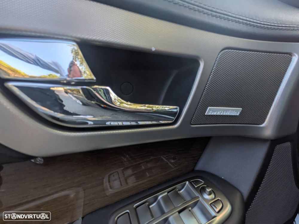 Jaguar XF 2.7 D V6 Premium Luxury - 22