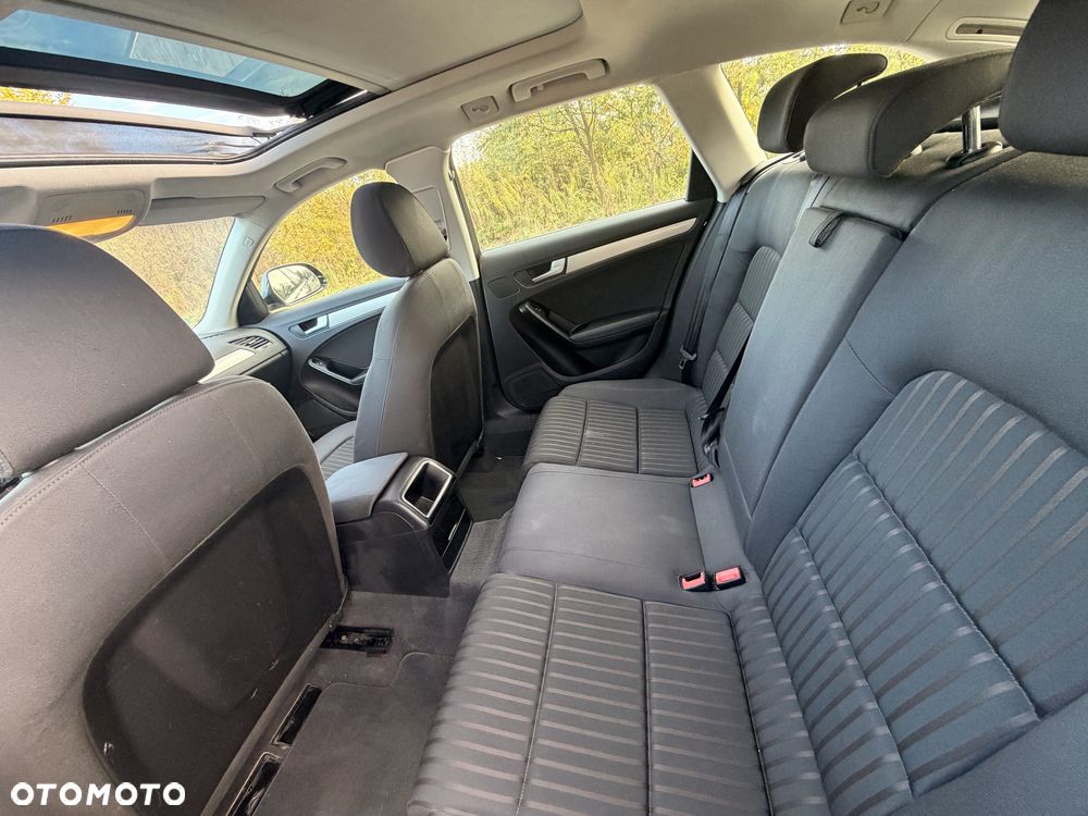 Audi A4 Avant - 8