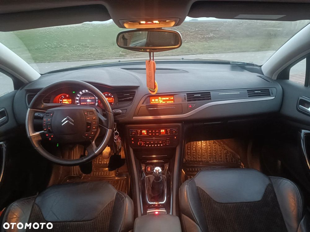 Citroën C5 2.0 16V Exclusive - 16