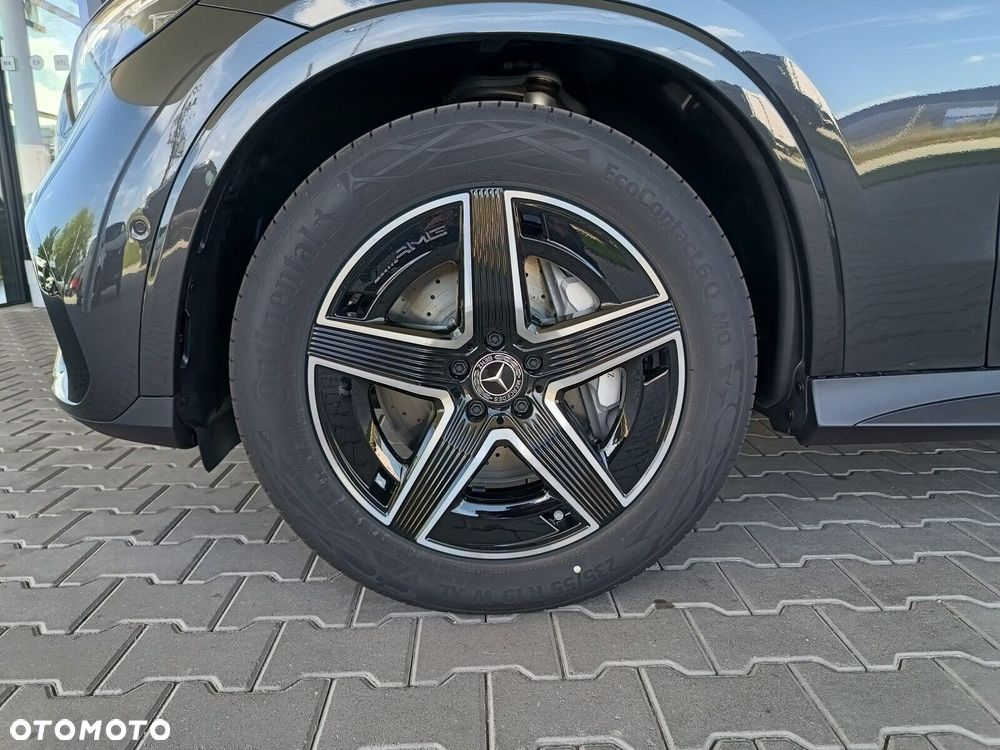 Mercedes-Benz GLC - 28