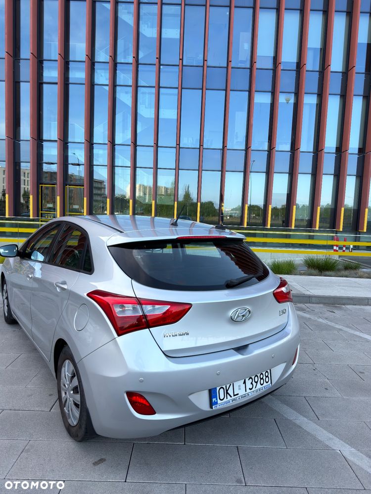 Hyundai i30 1.4 Classic + - 22