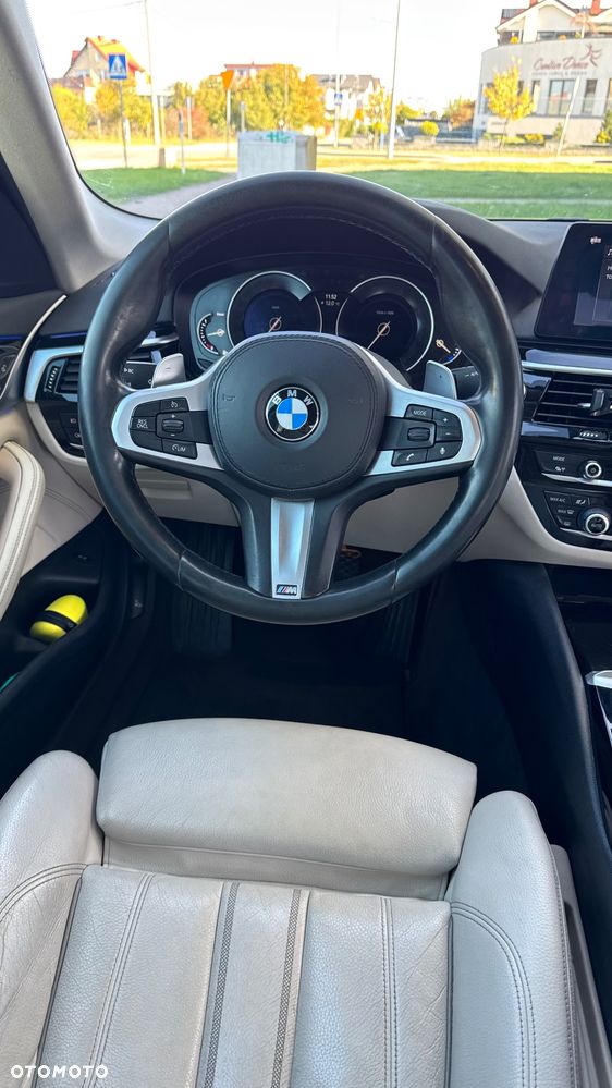 BMW Seria 5 520d xDrive Sport Line sport - 11