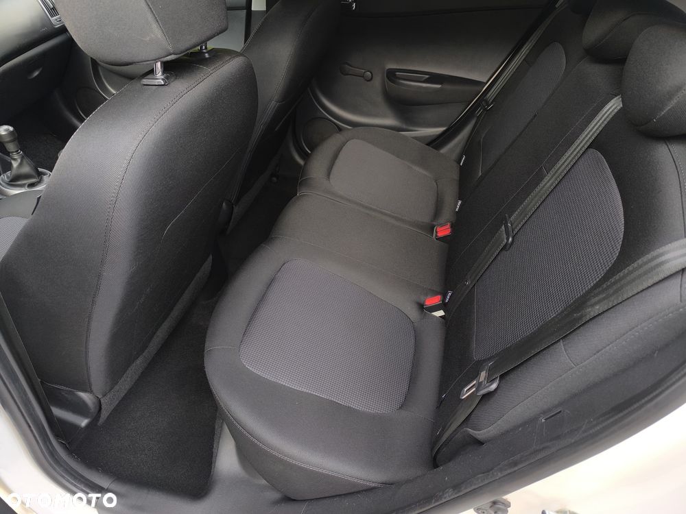 Hyundai i20 - 14