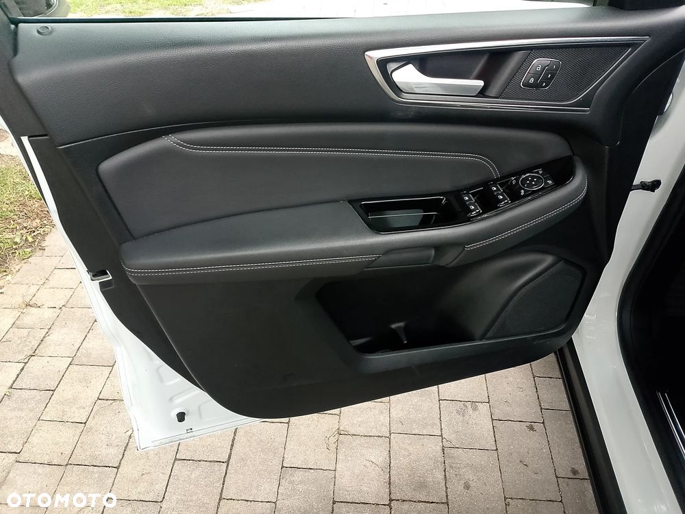 Ford S-Max 2.0 EcoBlue Titanium - 25