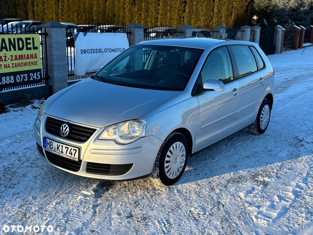 Volkswagen Polo - 4