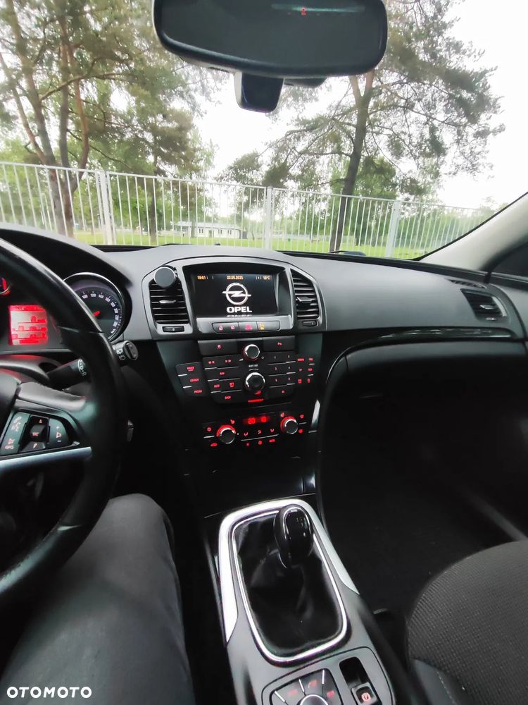 Opel Insignia - 22