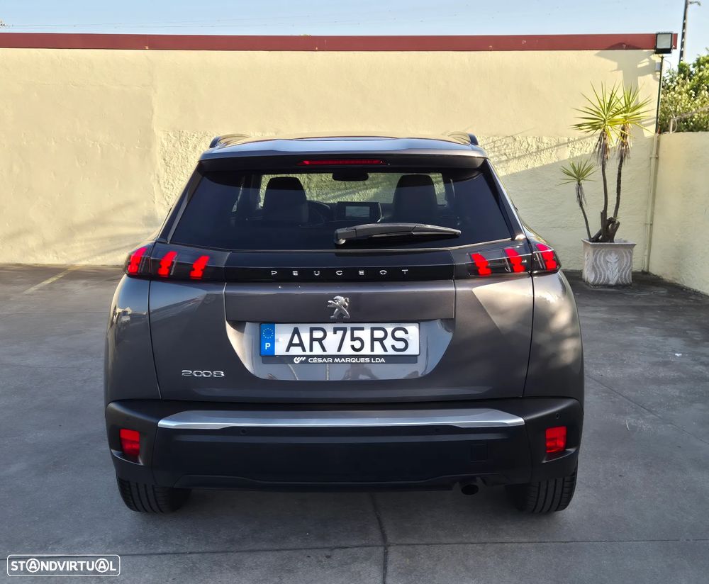 Peugeot 2008 1.2 PureTech Allure Pack - 17
