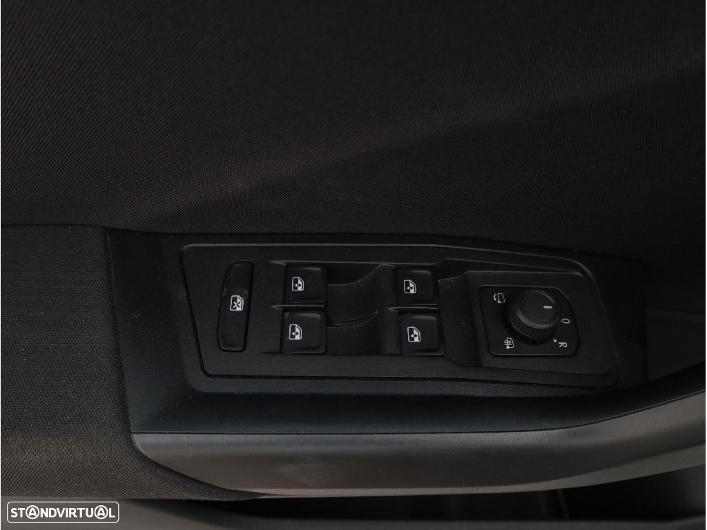 VW T-Roc 1.0 TSI Life - 19