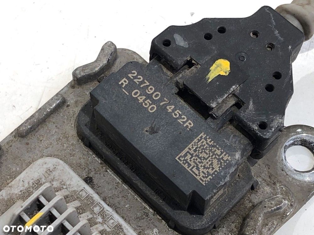 SONDA NOX  RENAULT EXPRESS Nadwozie pełne/minivan 2021 - 2022 1.5 Blue dCi 95 (F6AB) 70 kW [95 KM] - 4