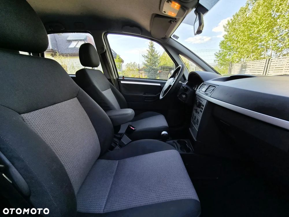 Opel Meriva - 11