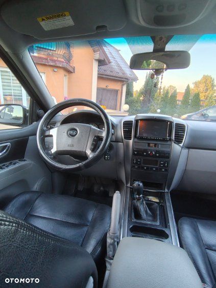 Kia Sorento - 9