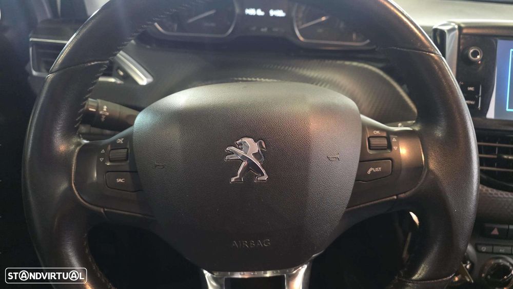 Peugeot 2008 BlueHDi 100 Allure - 12