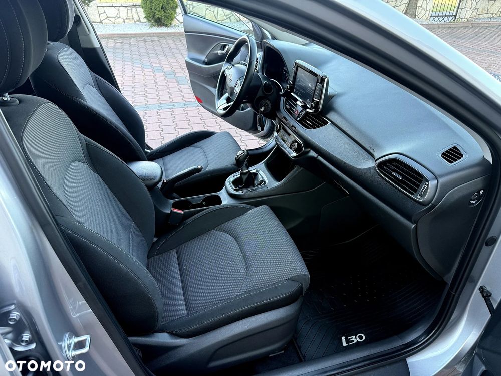 Hyundai i30 1.0 T-GDI Smart - 23