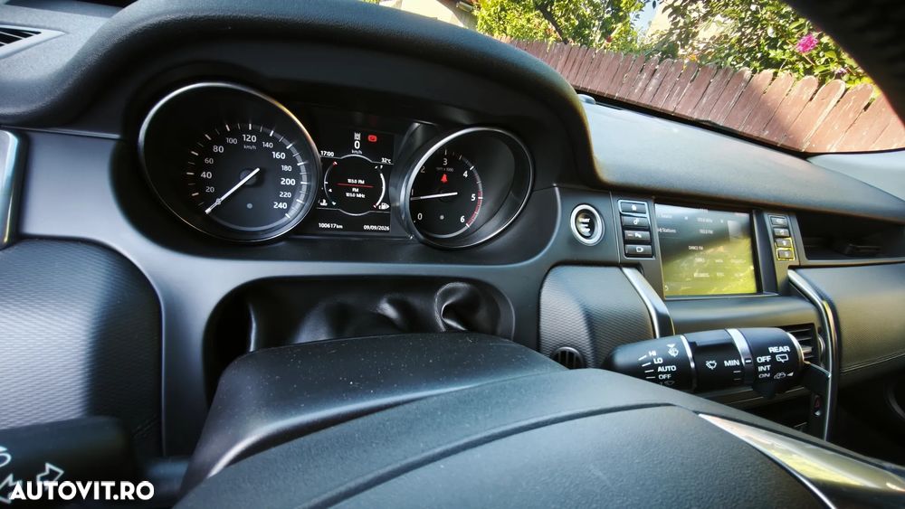 Land Rover Discovery Sport 2.0 l TD4 PURE - 17