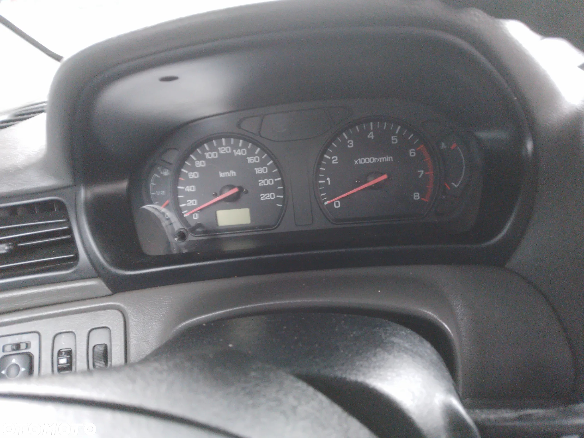 MITSUBISHI SPACE RUNNER (99-03) 2.4 16V 4G64 SKRZYNIA BIEGÓW MANUALNA - 28
