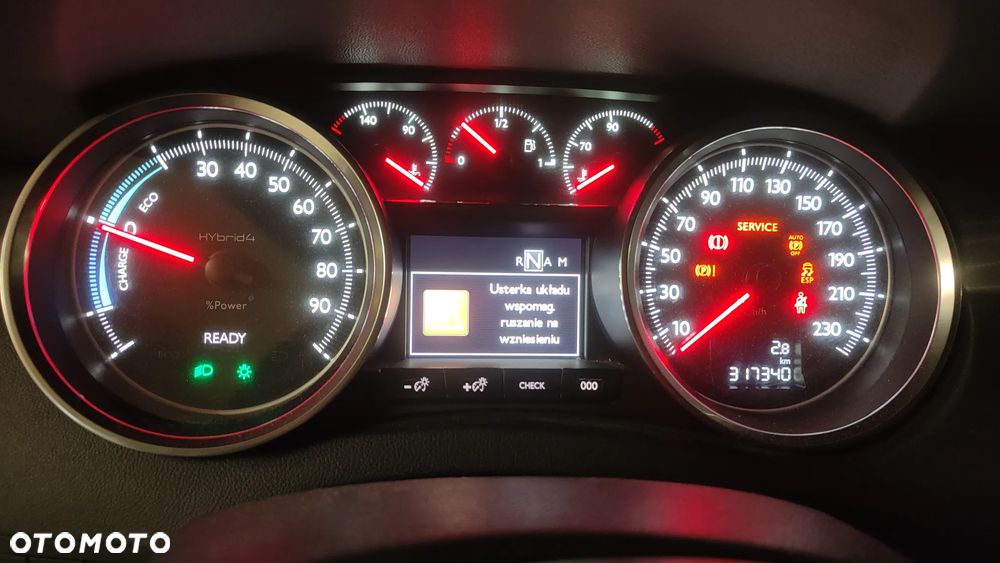 Peugeot 508 RXH Hybrid4 - 40