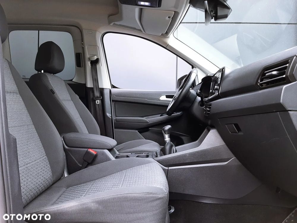 Ford Tourneo Connect 2.0 EcoBlue Titanium - 29